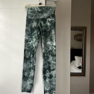 Lululemon Align 25”